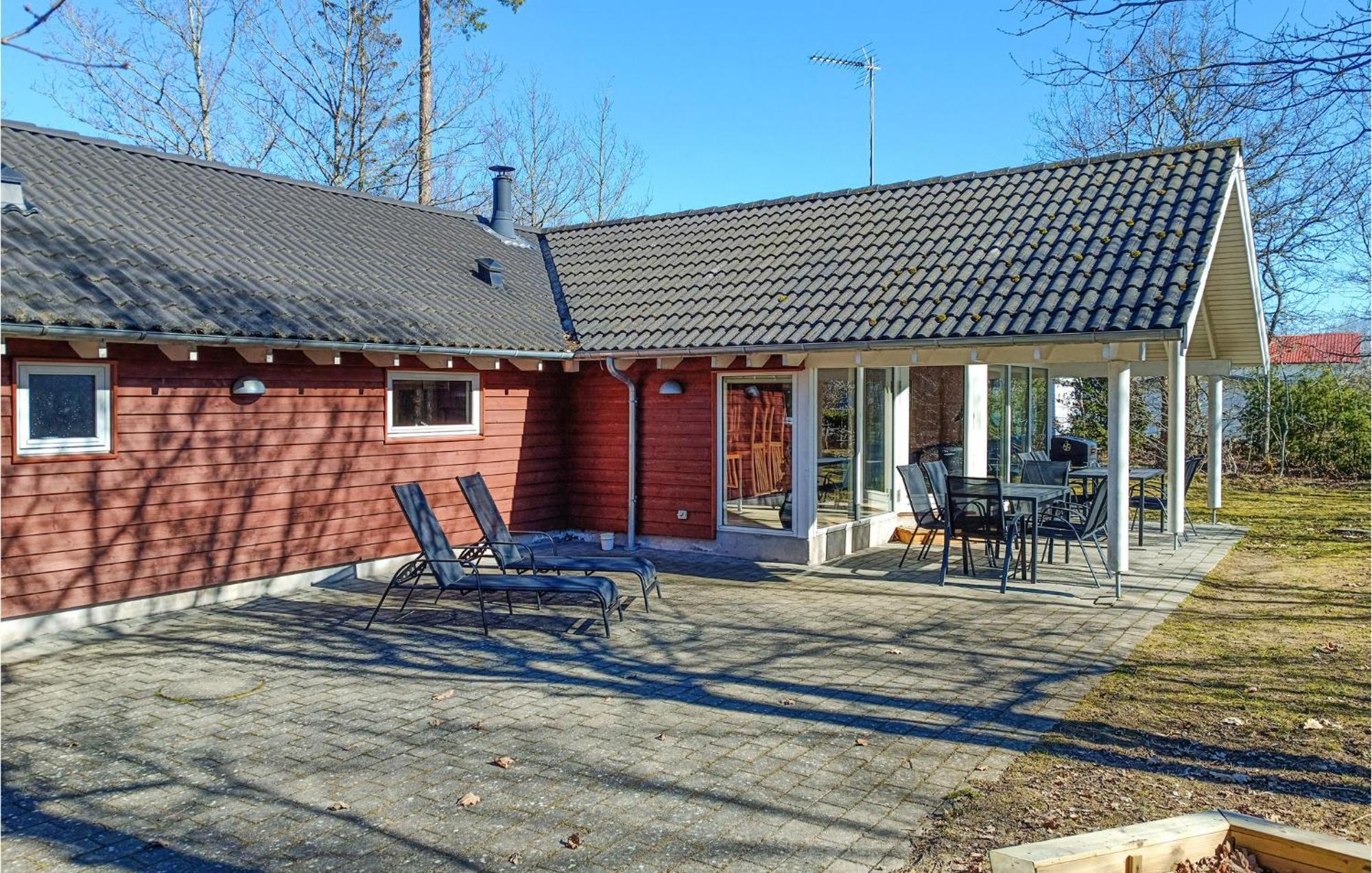 Beautiful Home In Koepingsvik With Kitchen Luaran gambar